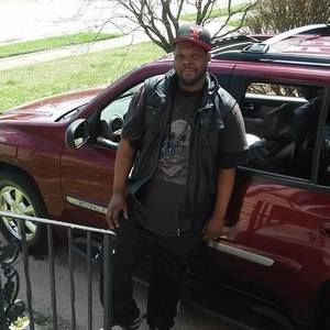 Meet your Posher, Dontae